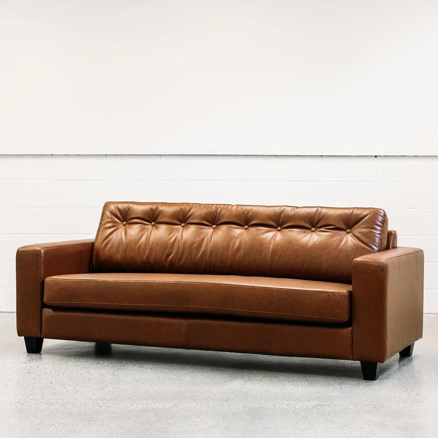 Coco leather sofa in settler cloak